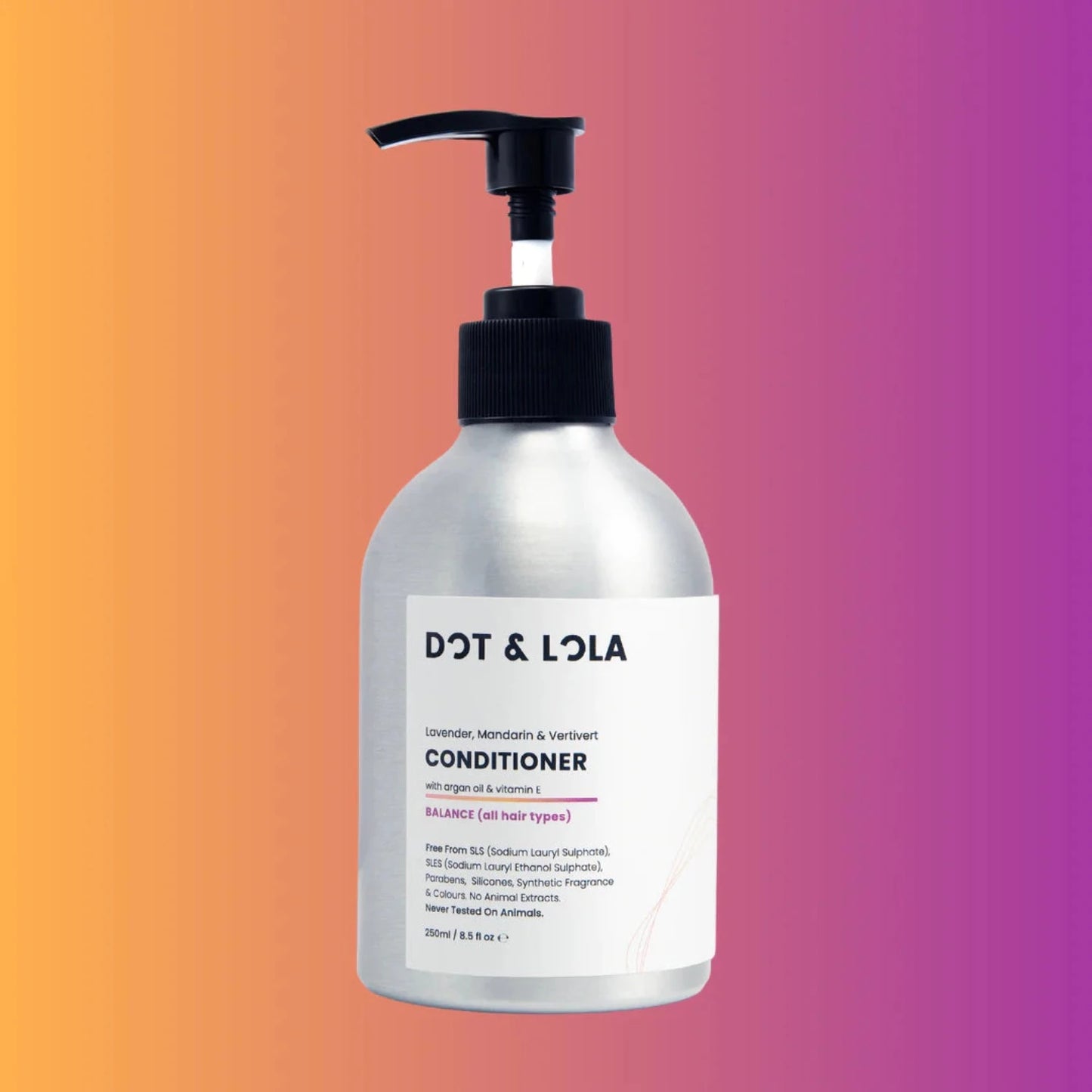 DOT & LOLA balance conditioner with additional argan oil and vitamin E, hair and scalp remain naturally healthy.