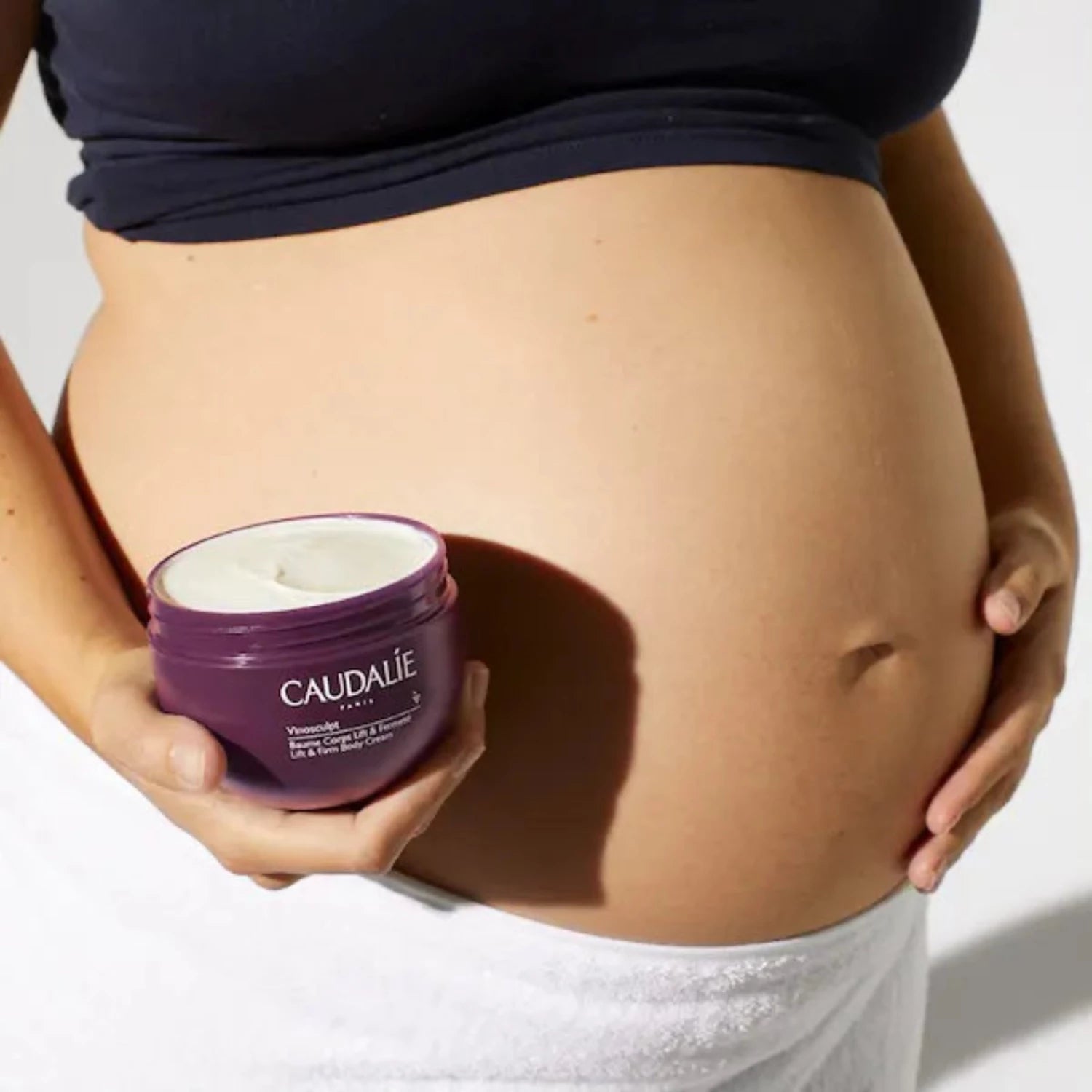 Caudalie Vinosculpt Body Cream Natural ingredients make up 97% of the product's composition, and it has been dermatologically tested and deemed safe for pregnant women.
